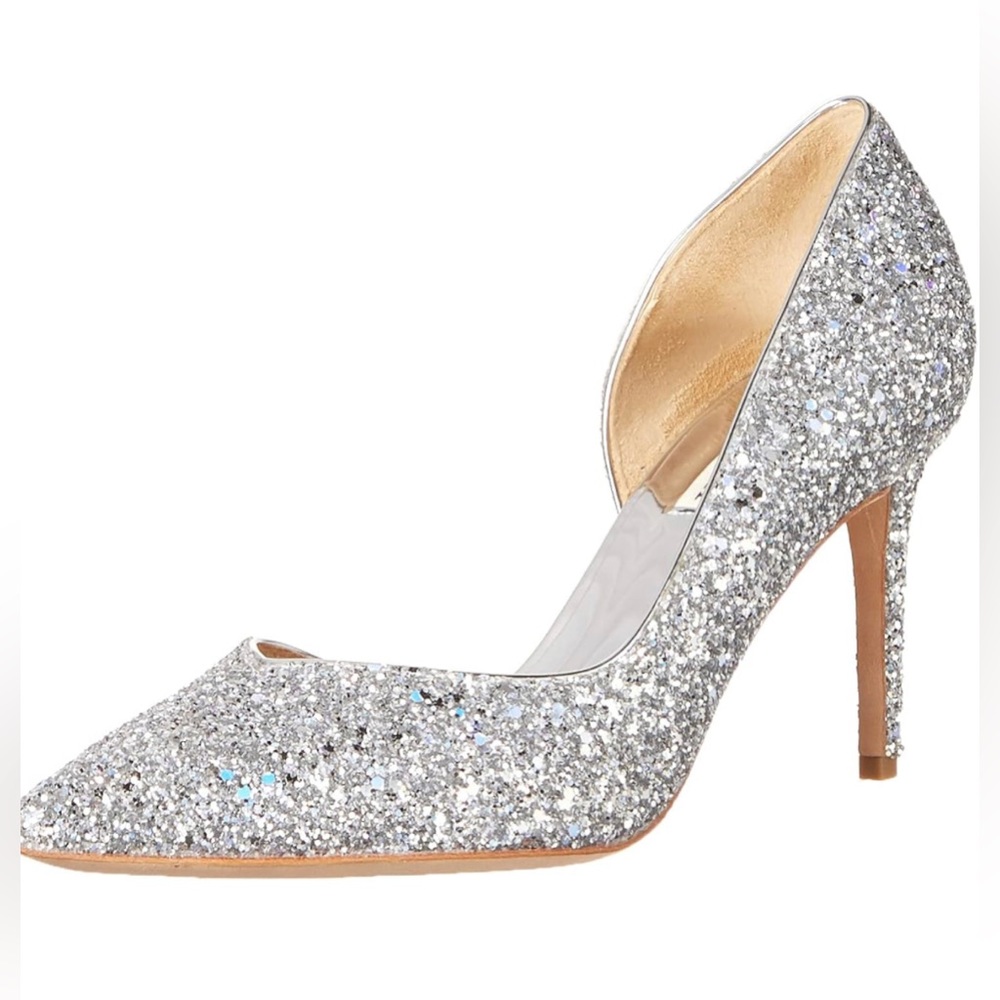 New- Badgley Mischka Women's Daisy Ii Pump, size 5